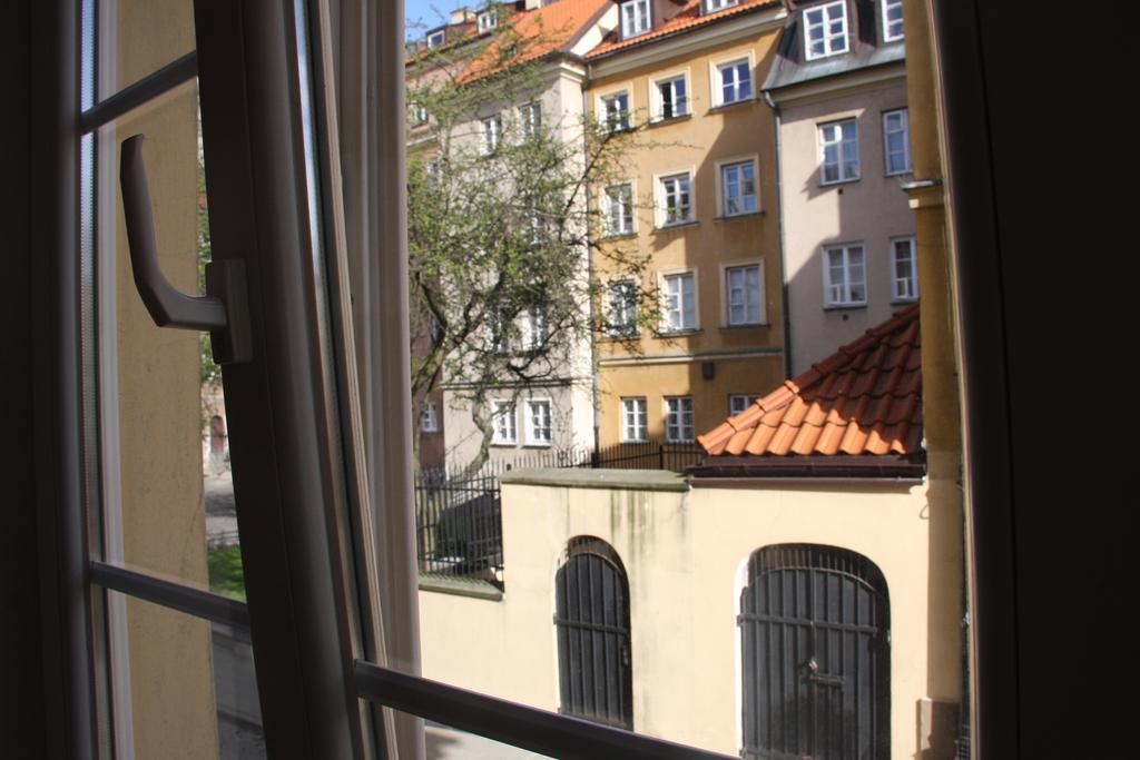 Barbakan Apartament Old Town Варшава Стая снимка