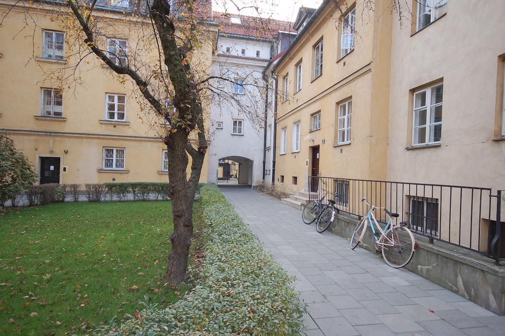Barbakan Apartament Old Town Варшава Стая снимка